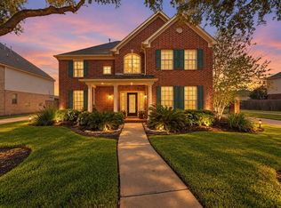 8323 Gentlewood Ct, Houston, TX 77095