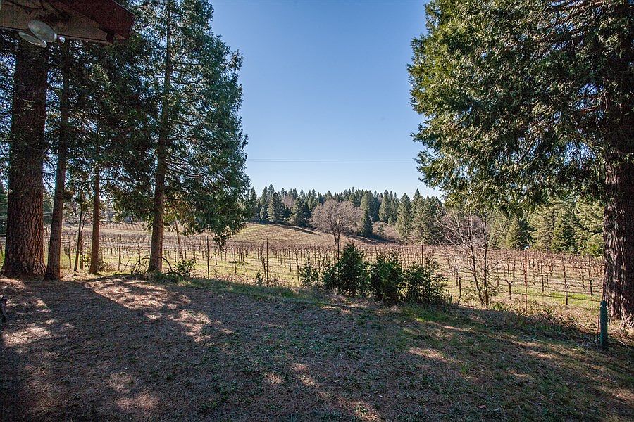 1st image of 2931 Melody Ln