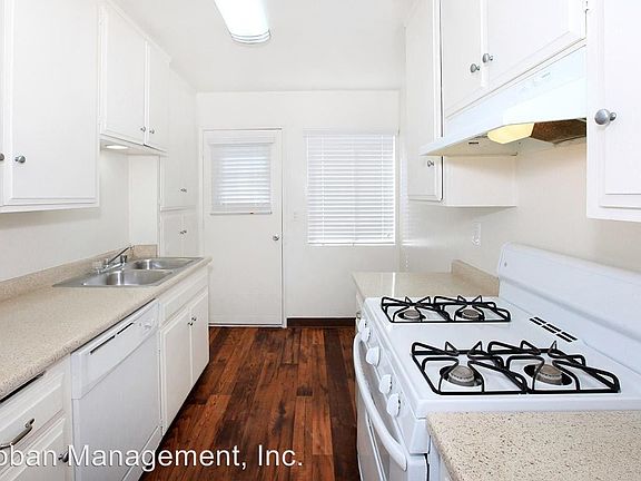 4th image of 1212 N Broadway APT L