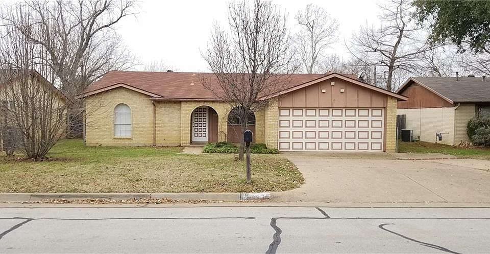 1st image of 2606 Hilldale Blvd