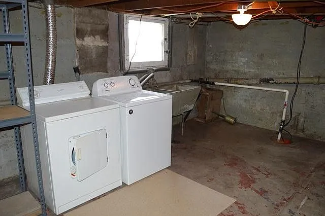 210 McKinley St — Photo 15