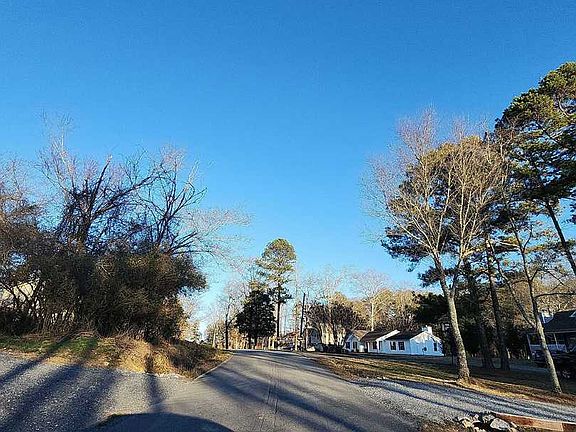 5th image of 1717 6th Street Rd