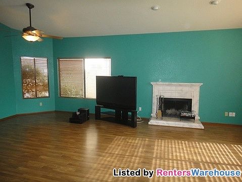 4th image of 3841 N Rosewood Ave