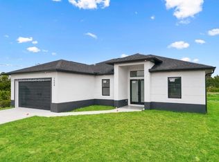 447 Paddock St, Lehigh Acres, FL 33974