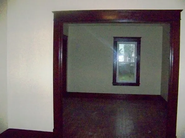 1870 Weston Ave, Niagara Falls, NY 14305