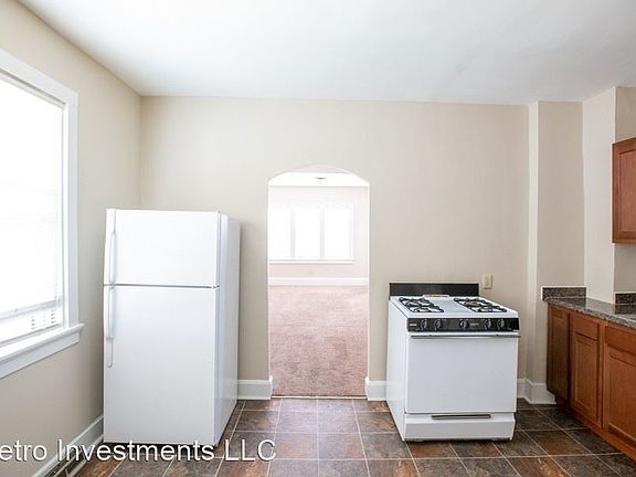 5th image of 1022 E Center St #1022