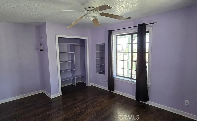 7806 E Avenue U — Photo 11