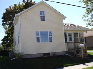 1602 Essex St, Essexville, MI 48732