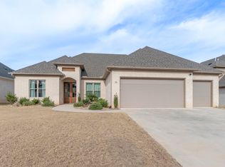 75 Lucia Ln, Maumelle, AR 72113