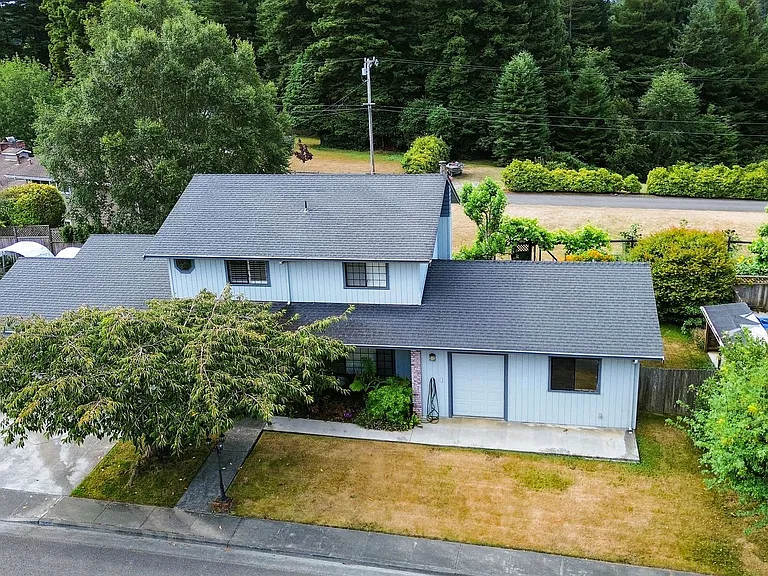 1550 Chabot Ct — Photo 4