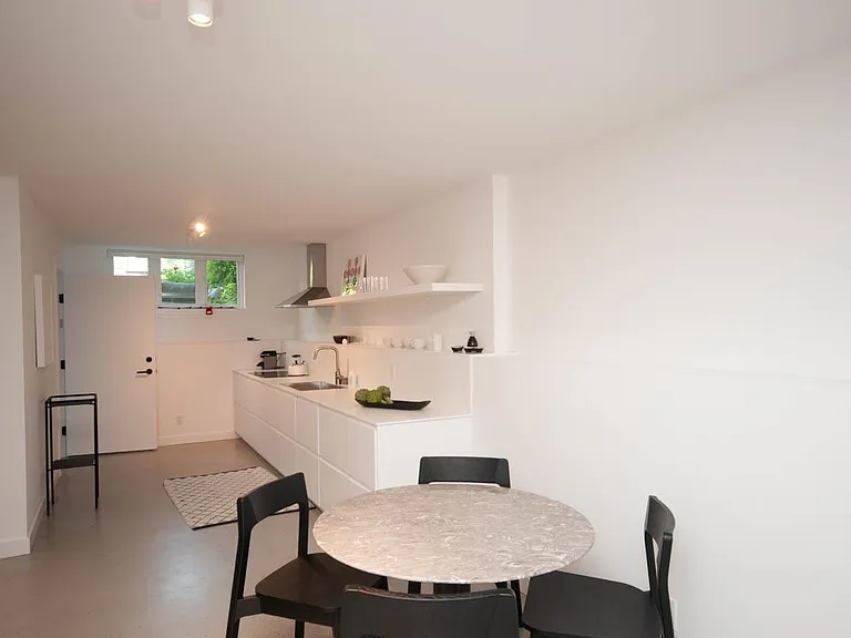 563 Union St #2 — Photo 15