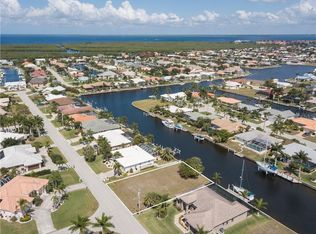 2500 Via Veneto Dr, Punta Gorda, FL 33950