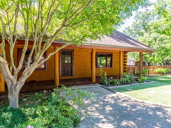 3rd image of 22197 Redbud Ln