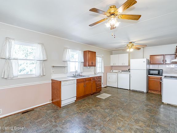 5th image of 7506 Gerald Ave