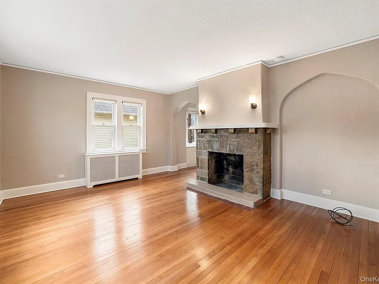 36 Woodland Ave #1 — Photo 7