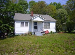 1882 State Highway 268, Pilot Mountain, NC 27041