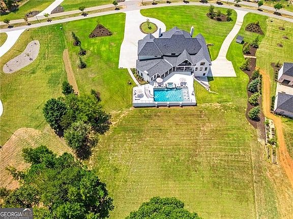 2nd image of 150 Fortress Way