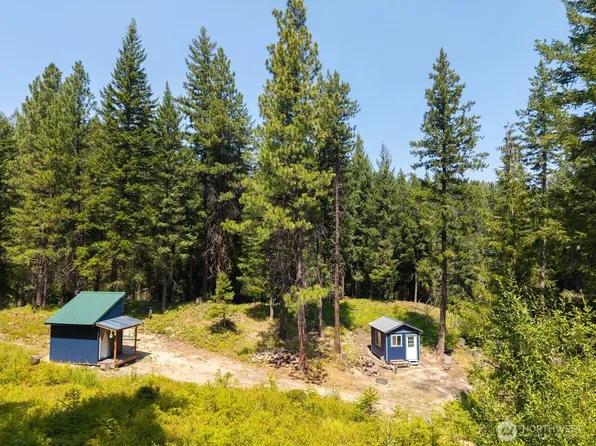 84 Three Seasons Road, Winthrop, WA 98862