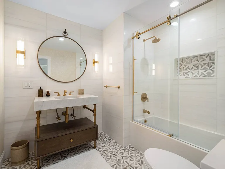 Catalpa Pl — Photo 17