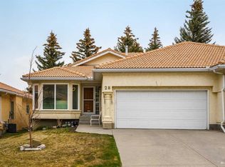 28 SW Hamptons Rise NW, Calgary, AB T3A 5E6