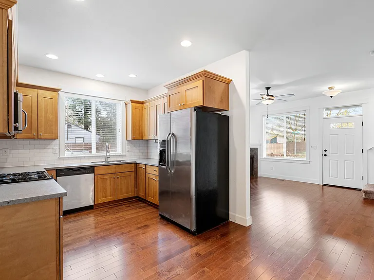 SE 79th Ave — Photo 11