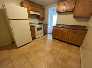 1102 E Columbia St APT B, Evansville, IN 47711