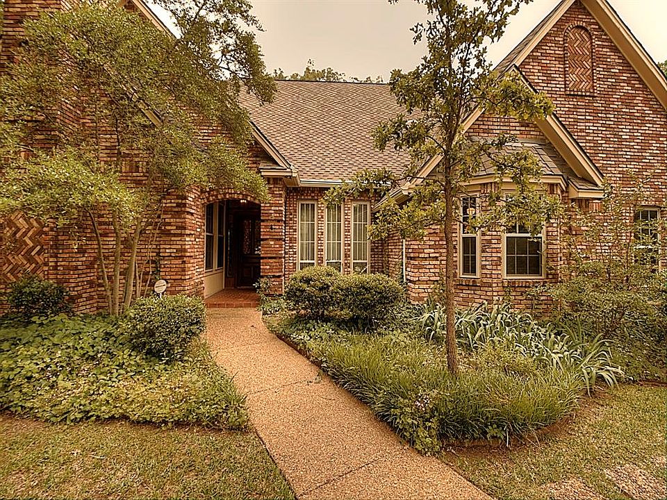 1st image of 3203 Eaton Cir