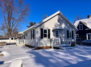 732 W Bell Ave, Appleton, WI 54914