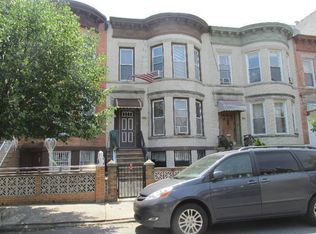 630 40th St, Brooklyn, NY 11232