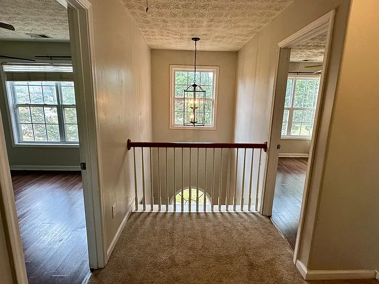 8012 Abington Dr — Photo 18