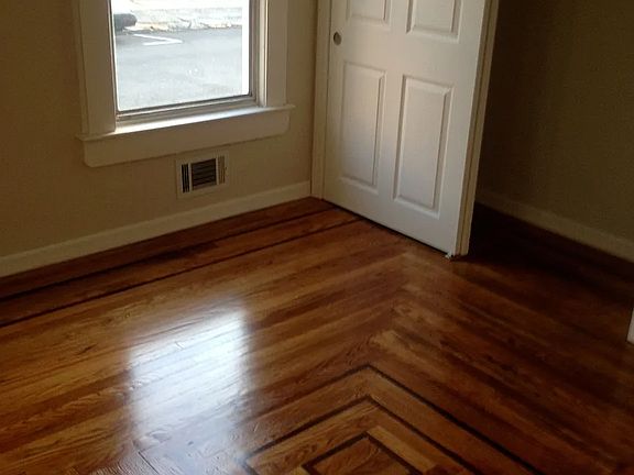 4th image of 206 Hamilton St #A