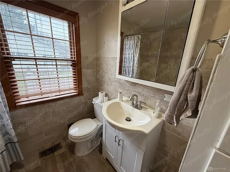217 Wolf Ave — Photo 24