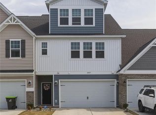 1837 Honey Milk Rd, Chesapeake, VA 23323