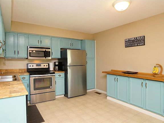 Extra custom cabinets with counter top