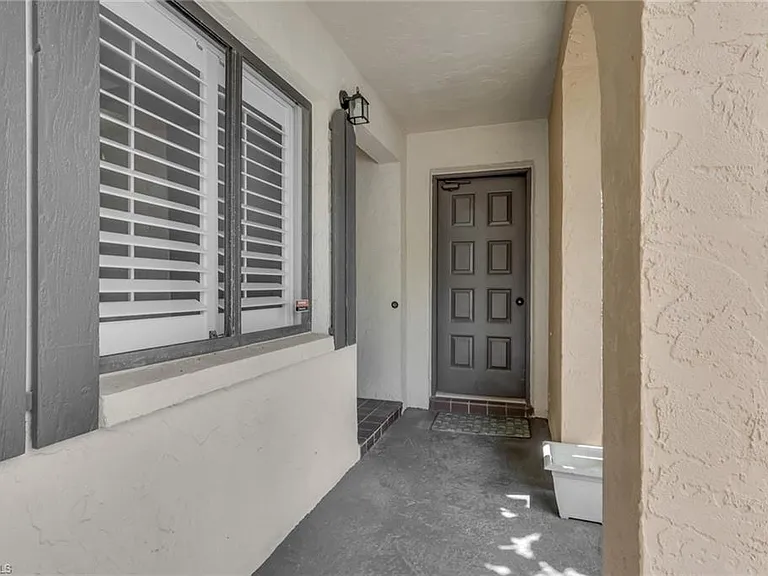 9861 Alabama St #3 — Photo 2