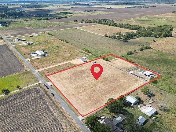 2nd image of 1023 Williams Rd