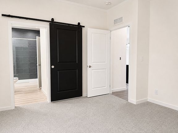 4th image of 1438 Arbor Vitae Ln
