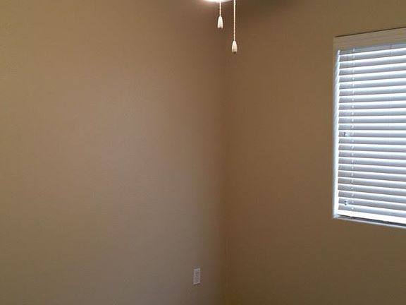 5th image of 15166 Sequoia St APT 8