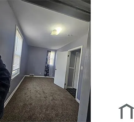6 bed, 2200 sqft, $1,100 — Photo 3