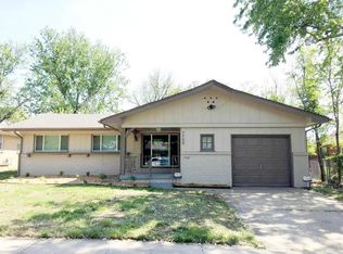 7709 E Gilbert St, Wichita, KS 67207