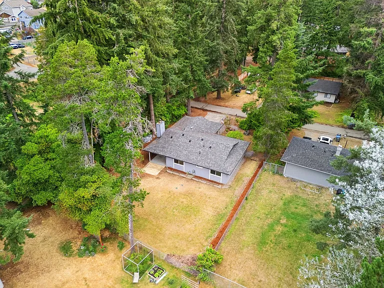 1830 SE Vale Rd — Photo 33