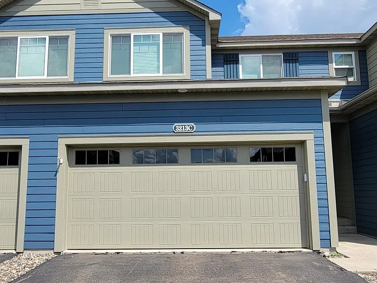 3213 Countryside Ct #C — Photo 1