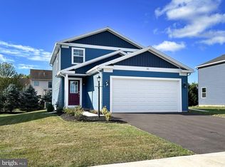 30 Princeton Dr, Carlisle, PA 17013