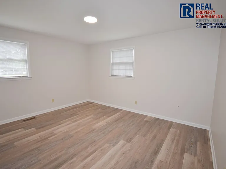 1513 Lakeshore Dr — Photo 7