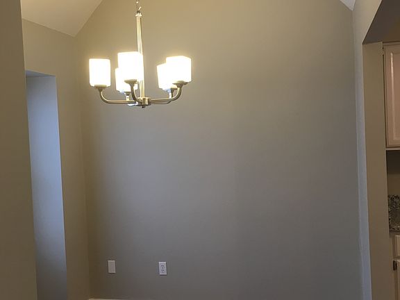 4th image of 9528 Ridge Ct #17