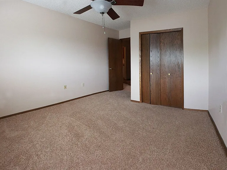 Southview Apartments — Photo 8