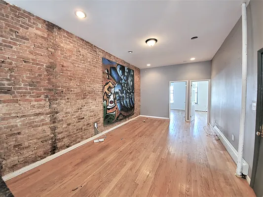 Rented by Ideal Properties Group | media 2