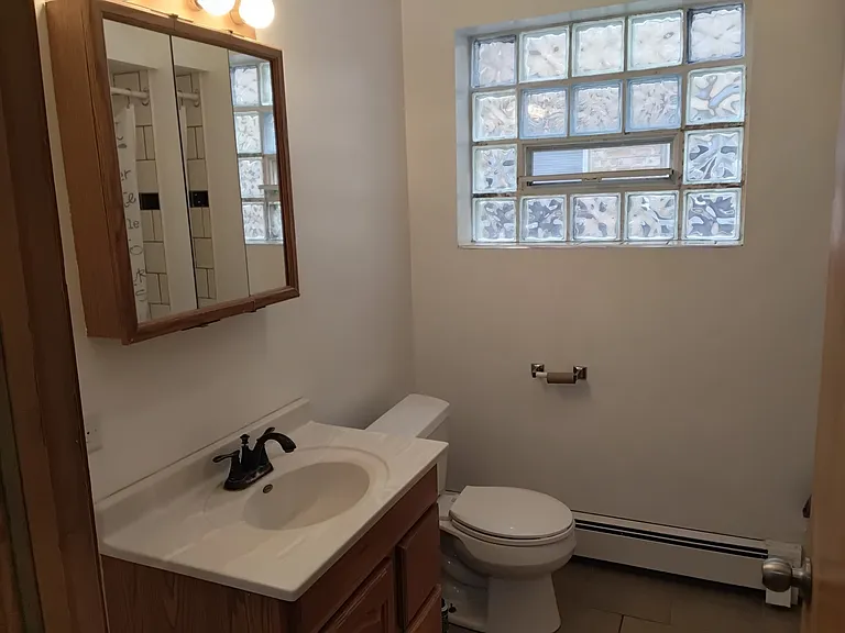 5452 N Central Ave #1 — Photo 7