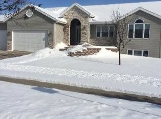 414 W Oak St, Cottage Grove, WI 53527