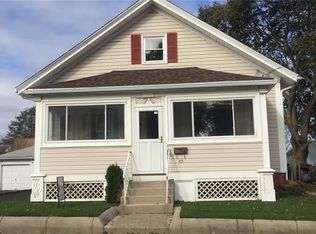 45 Terrace Ave, Pawtucket, RI 02860